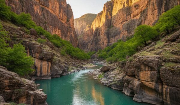 shirz canyon 600x350 1